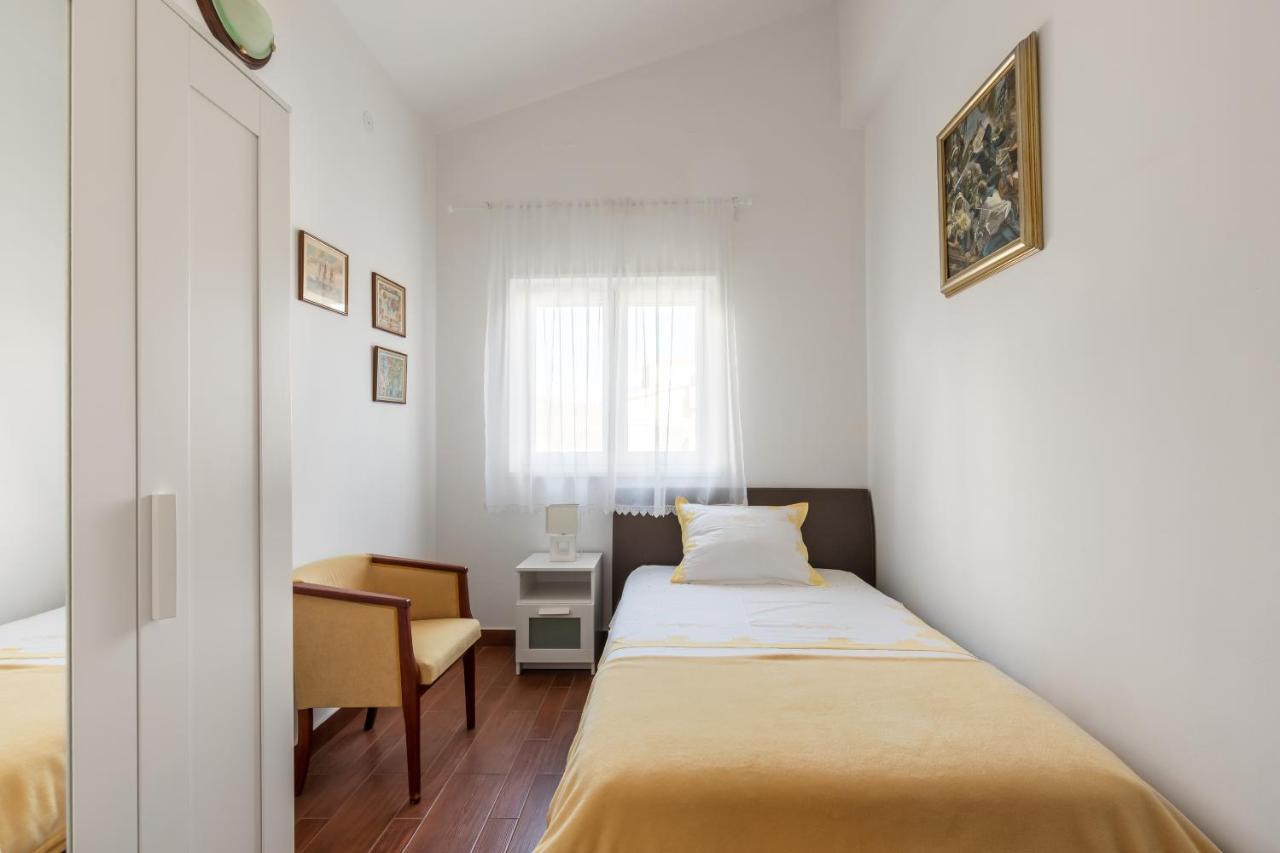 Apartments Croatia 特罗吉尔 外观 照片