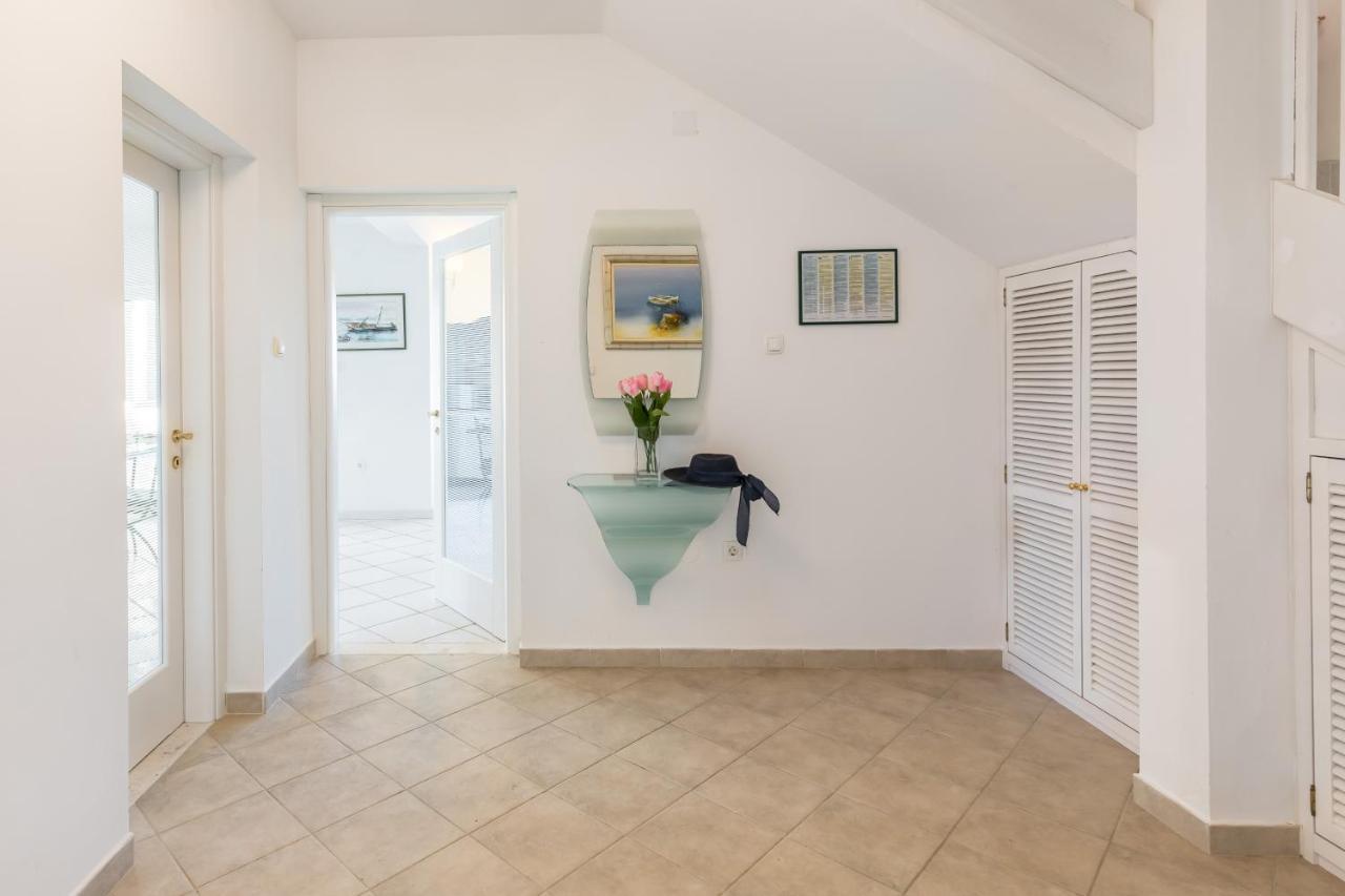 Apartments Croatia 特罗吉尔 外观 照片