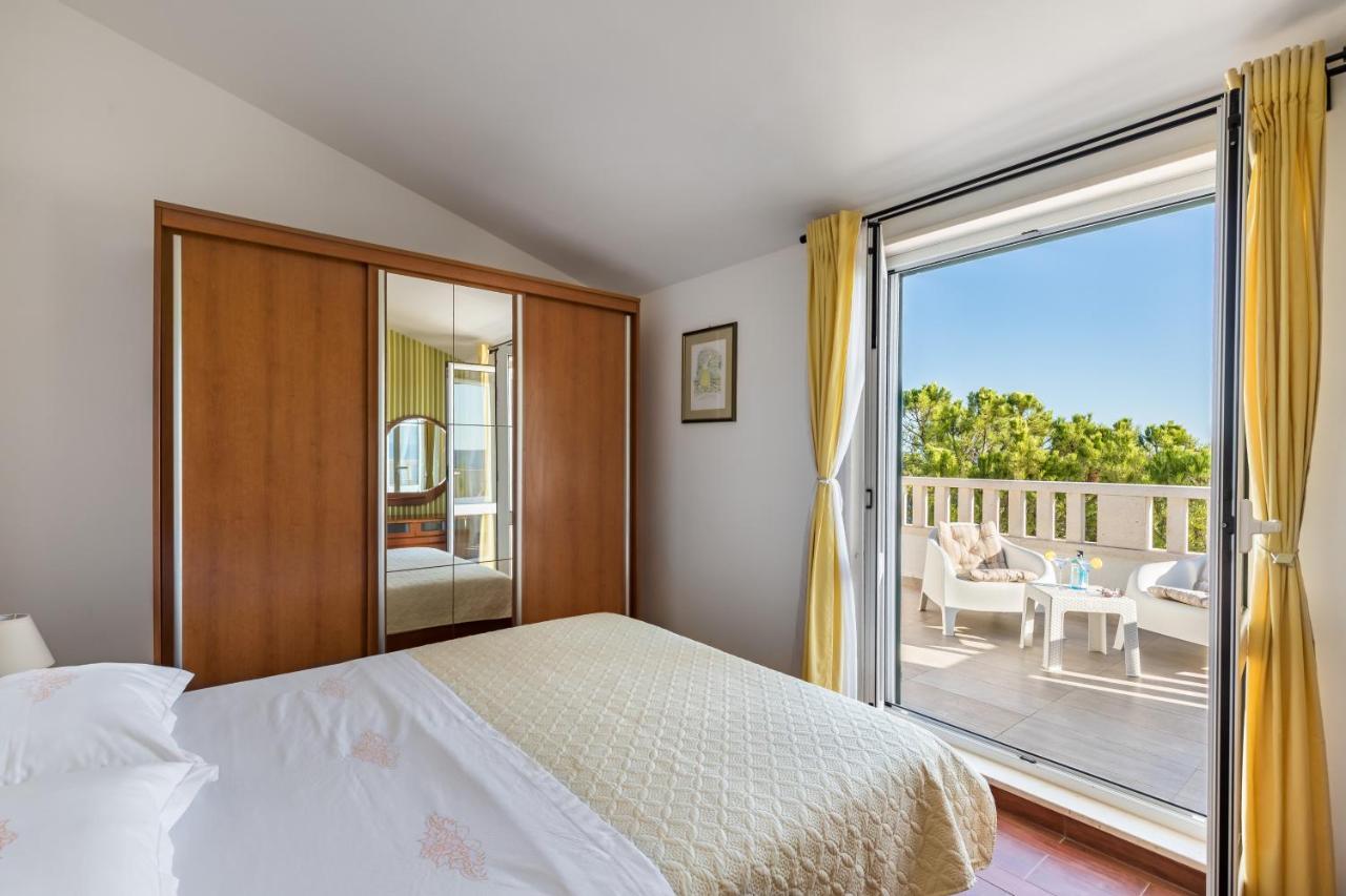 Apartments Croatia 特罗吉尔 外观 照片