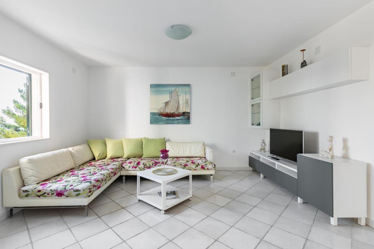 Apartments Croatia 特罗吉尔 外观 照片
